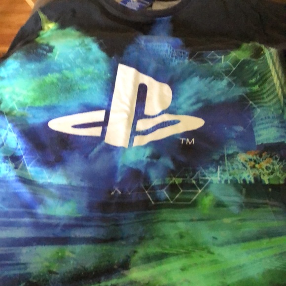 Boys NWOT never worn Play Station T shirt - Picture 3 of 6